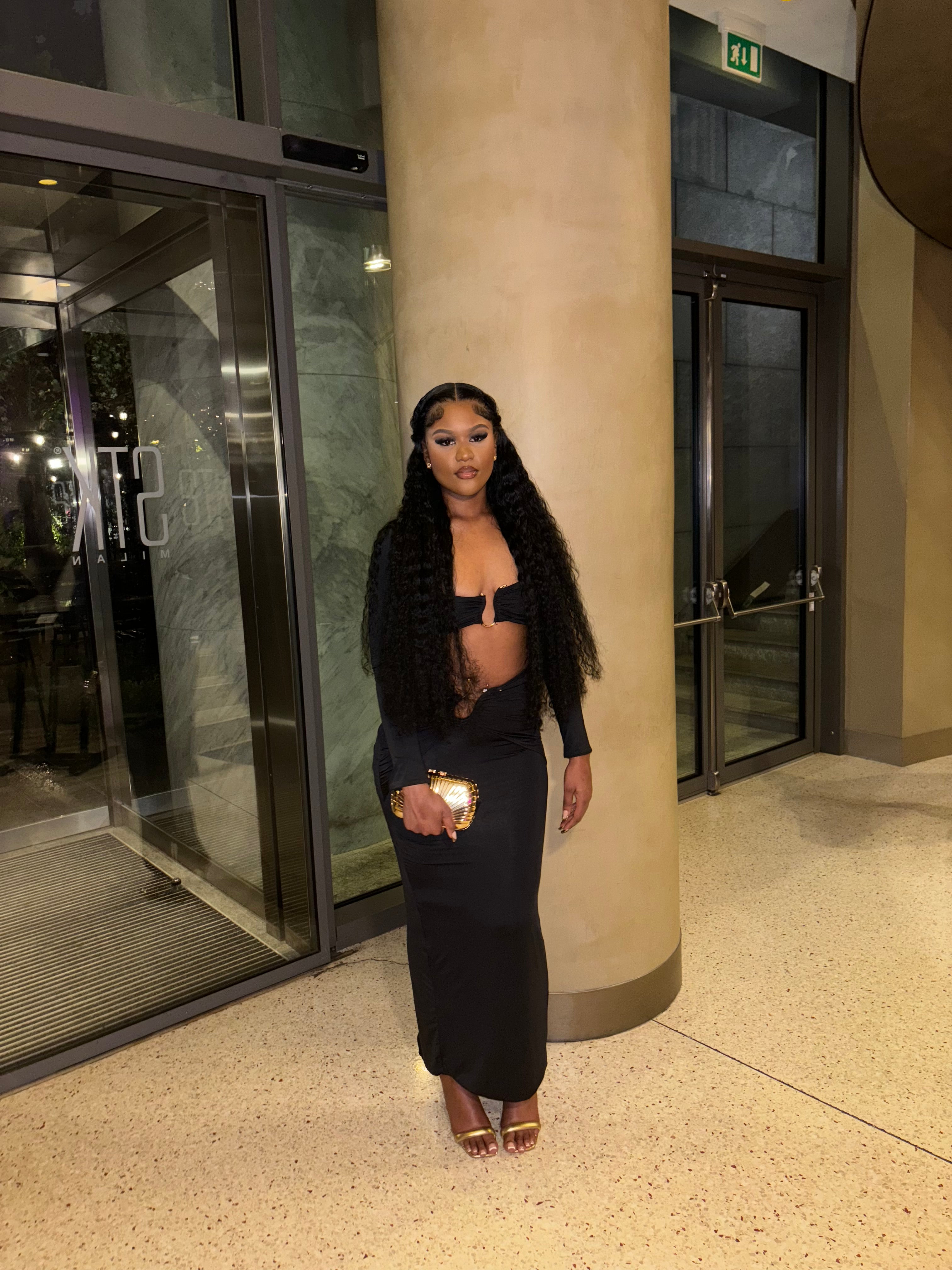 Pre made virgin water wave HD wig 28 inches 180 density fast UK and worldwide delivery by rayshairhub